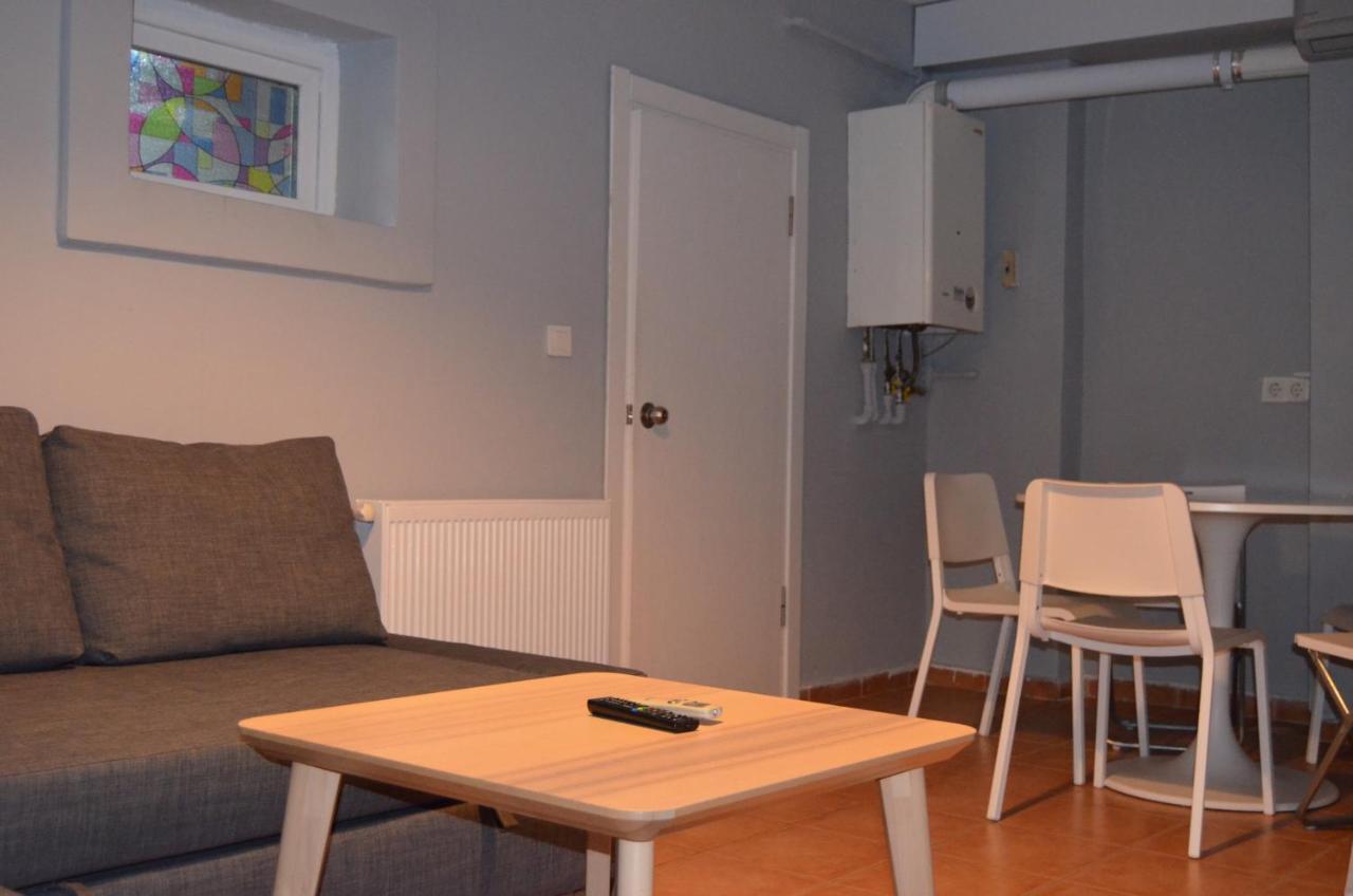 Newly Renovated Cozy Stay O-5 In Taksim Istanbul Exteriör bild